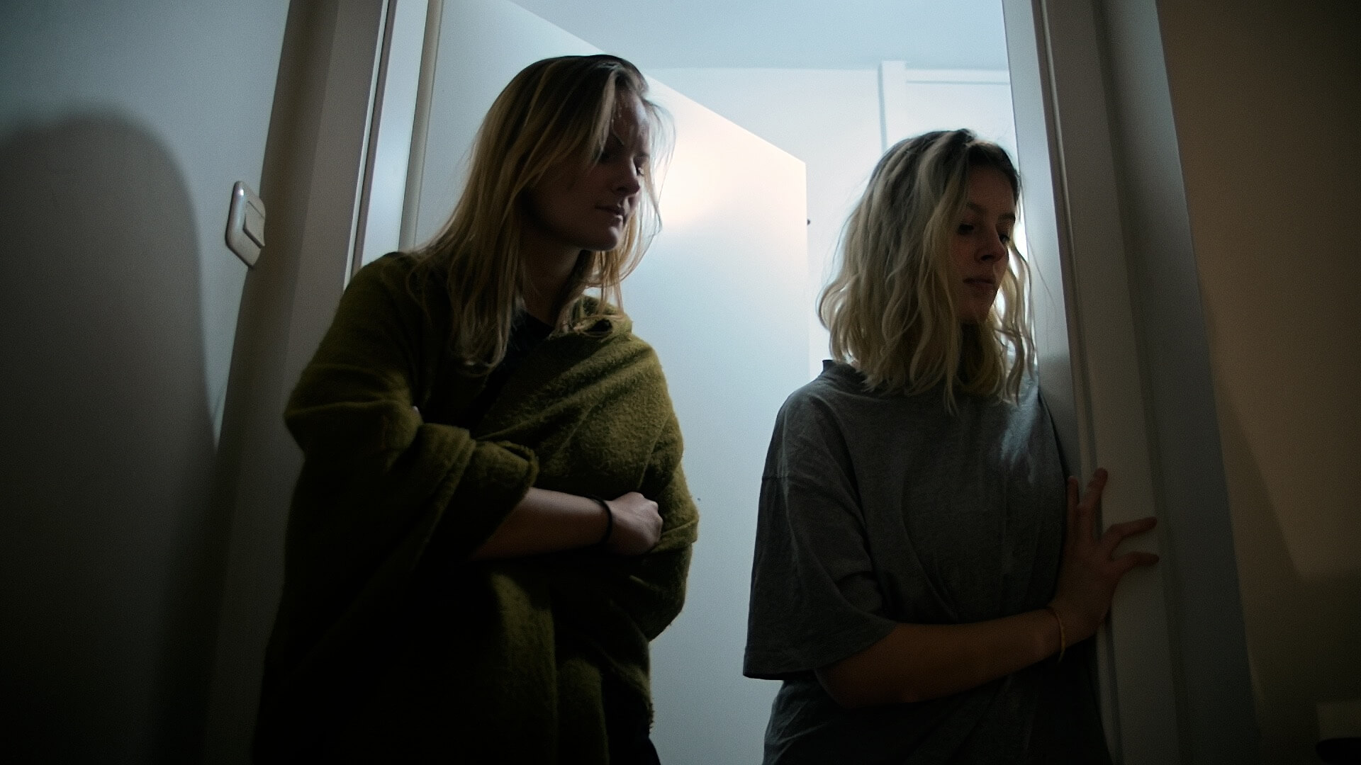 DuLügst_Stills_1.12.1