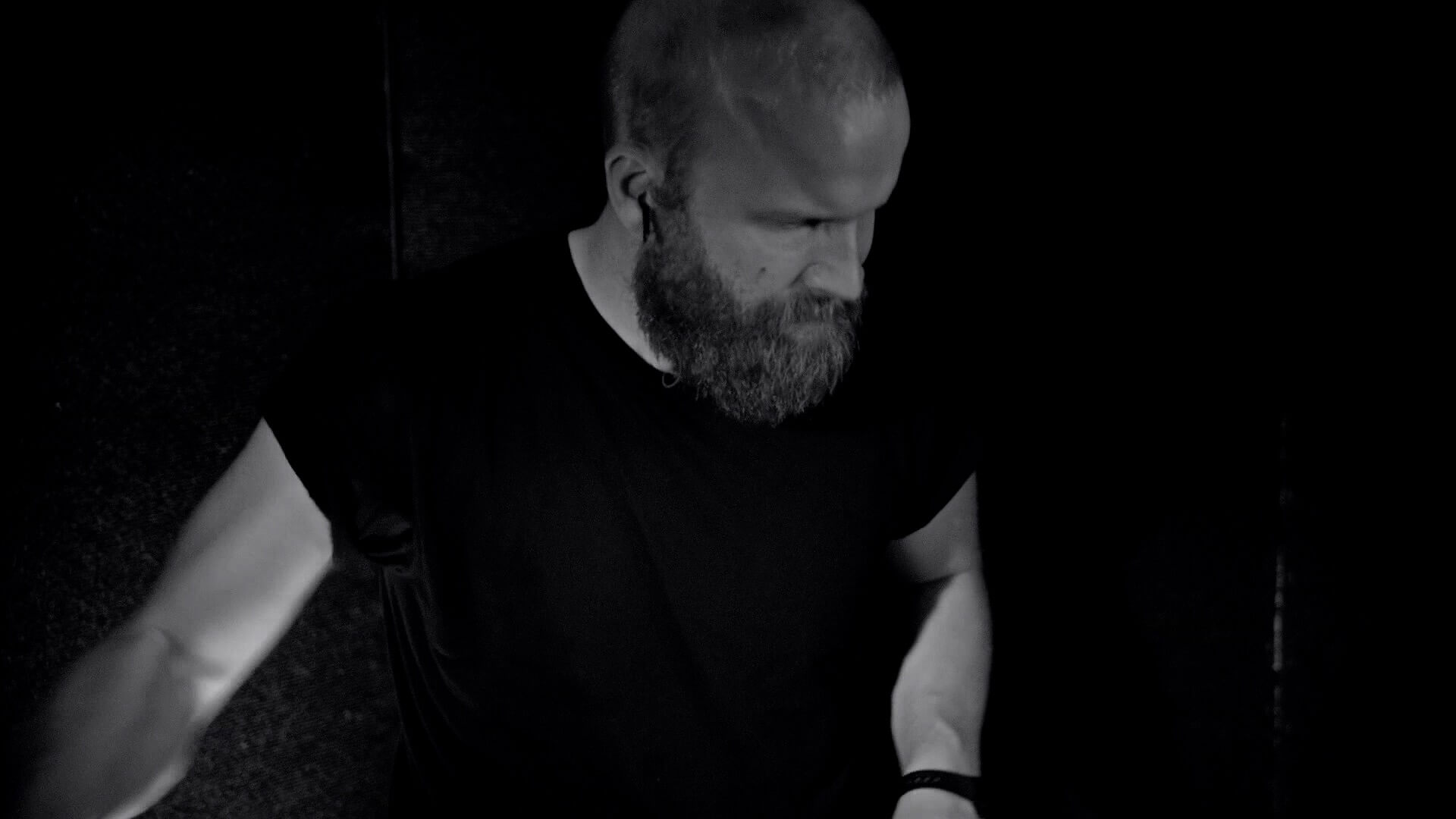 ExchampionLiveSession_Stills_1.1.15